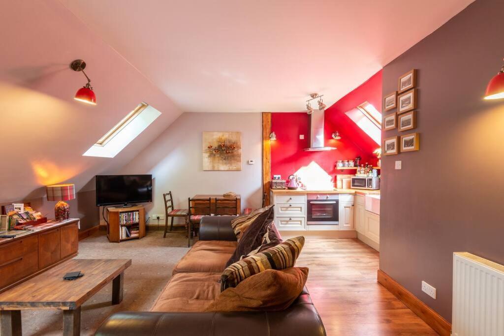 The Beeches Studio, Highlands Of Scotland Newtonmore Exterior foto